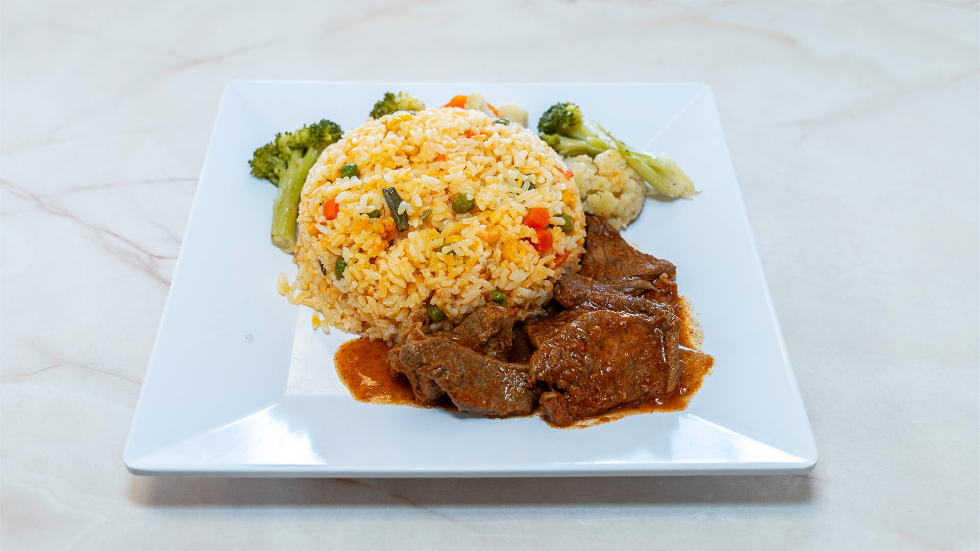 pena-bani-restaurant-under-new-management-dominican-food-roslindale-ma-9